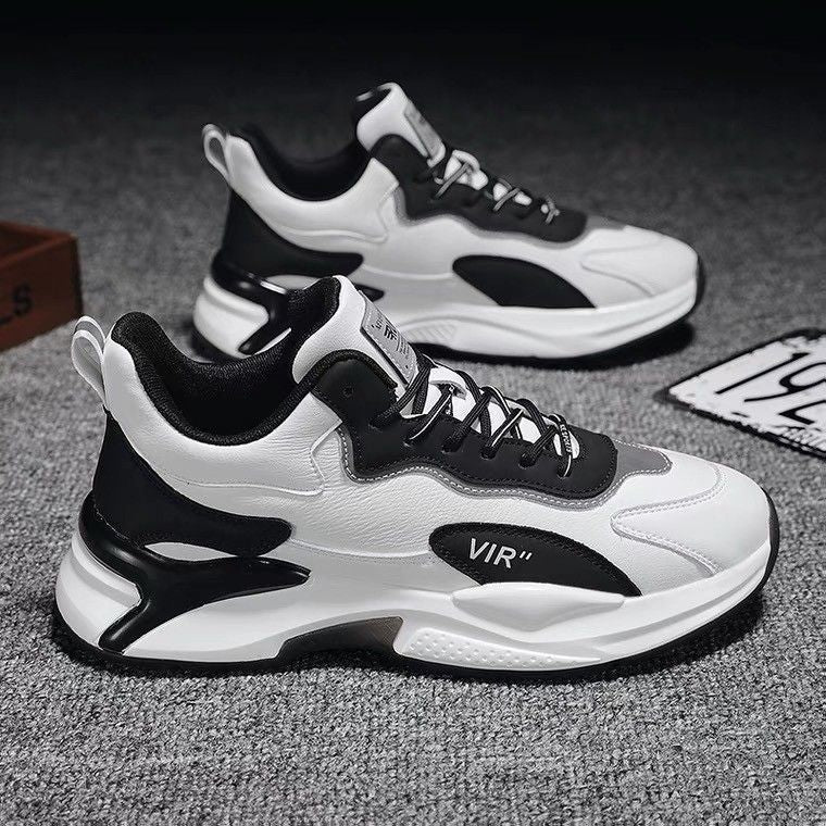 Black/White Casual Sneakers